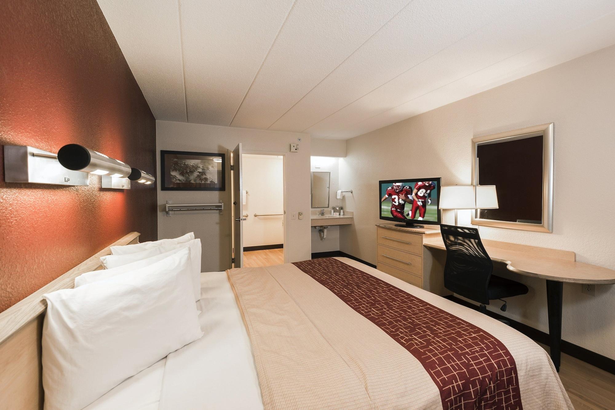 Red Roof Inn Detroit Metro Airport - Белвил Екстериор снимка