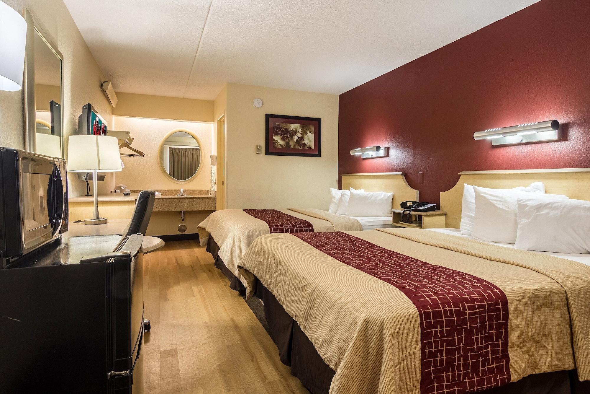 Red Roof Inn Detroit Metro Airport - Белвил Екстериор снимка