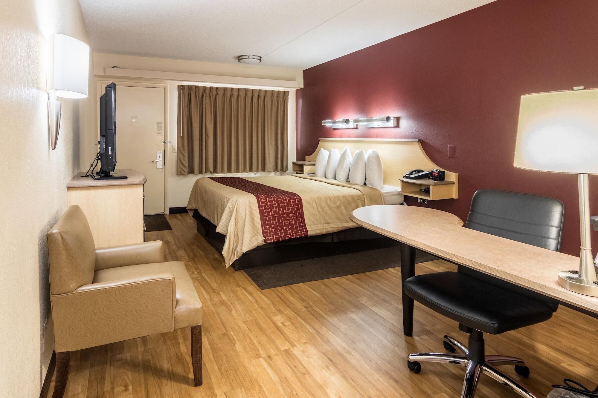 Red Roof Inn Detroit Metro Airport - Белвил Екстериор снимка